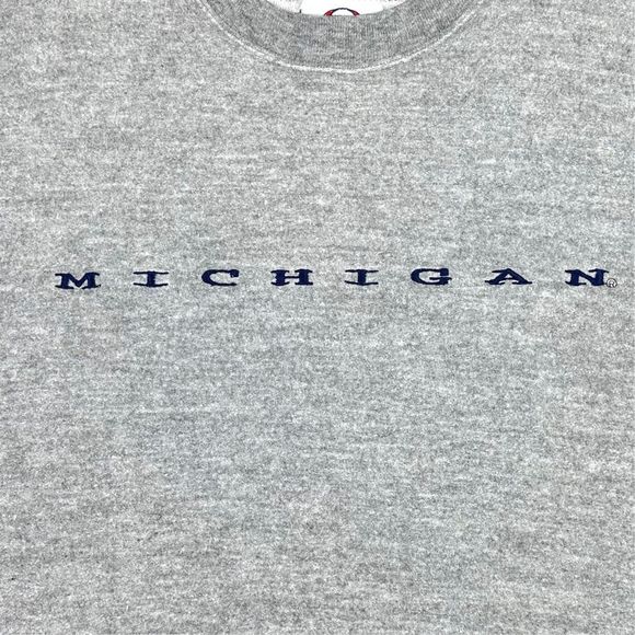 Vintage Olympus University of Michigan Embroidered Crew Neck - Size Large - Picture 2 of 5